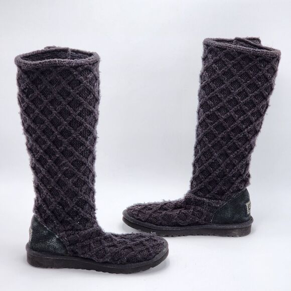 UGG Classic Cardy Knit Button Black Relaxed Boots in Size 6 - Picture 5 of 11